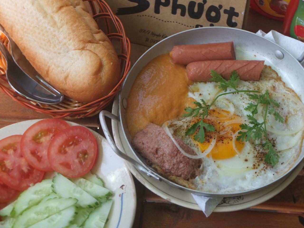 S Phuot Ban Me Homestay Buon Ma Thuot Exterior foto